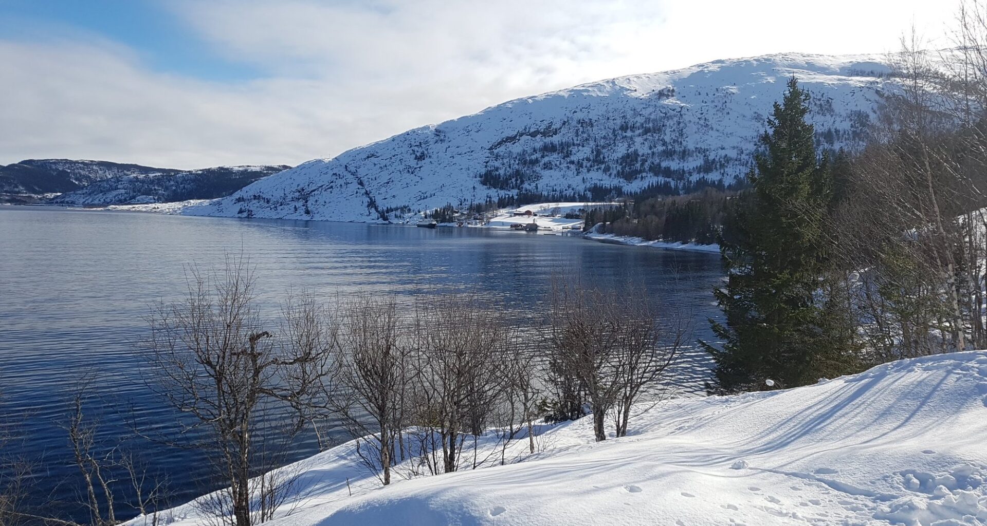 Vefsn kommune, Vikdal | Mange er i praksis avskåret fra å bruke hytta: – Vanskelig med båt, og hva med post