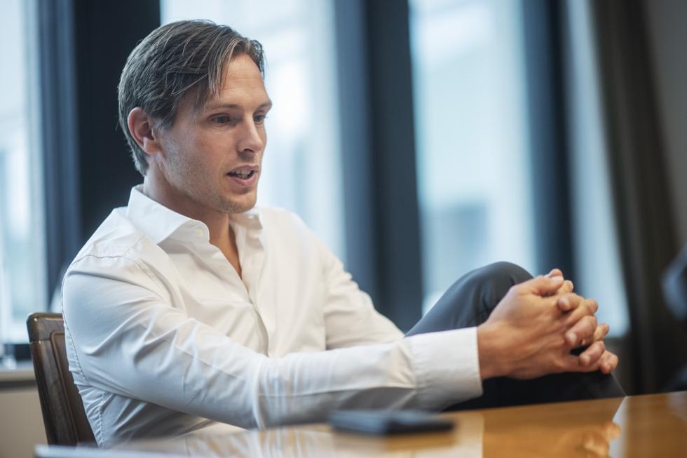 Christoffer Callesen frykter sparebankboble – har solgt alt