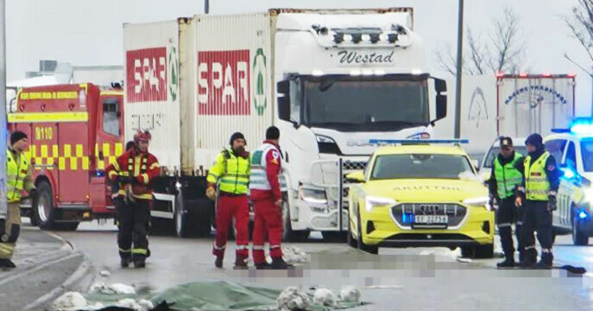 Død kvinne i veibanen på E6