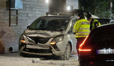 Trafikk, E18 | Ulykke på E18 – biler kolliderte i tunnel