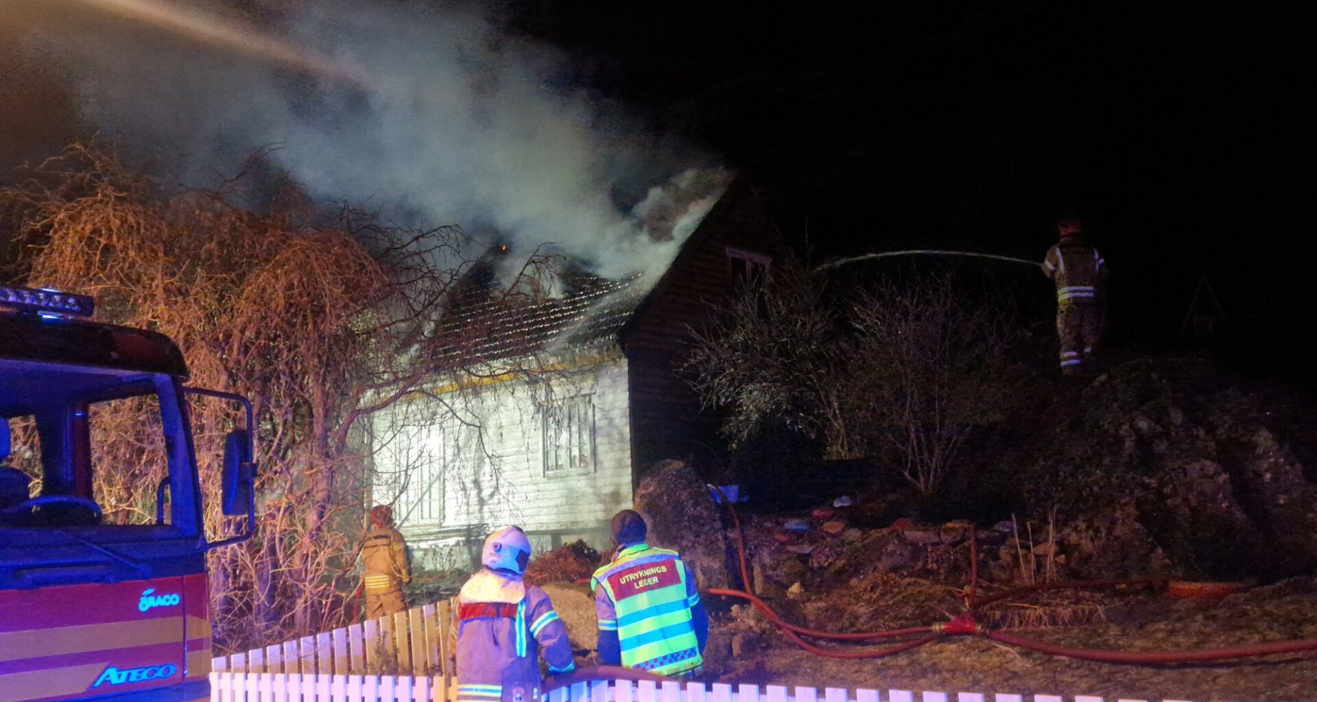 Brann, Høyanger | Bustad vart overtent i Høyanger. Har no kontroll på brannen