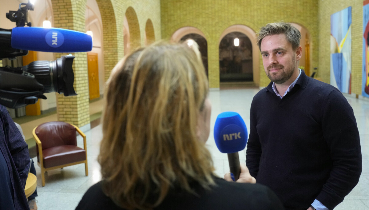 «Løgn­maskinene presses ned i halsen vår»