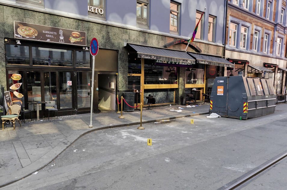 To personer ble drept og flere såret i angret mot pubene Per på hjørnet og London pub i juni 2022.