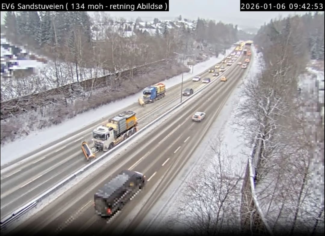 Glatte veier: – Ned med farten