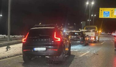 (+) Flere trafikk­ulykker i Kristian­sand: – Helt kaos - fvn.no