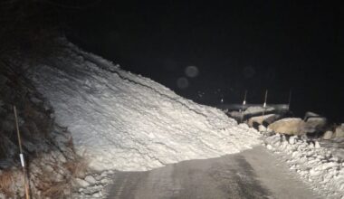 Snøskred i Lodalen - ser ikkje vekk frå fleire