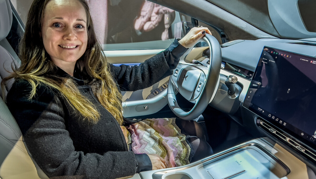 Ny teknologisk oppgradert sedan med rask lading