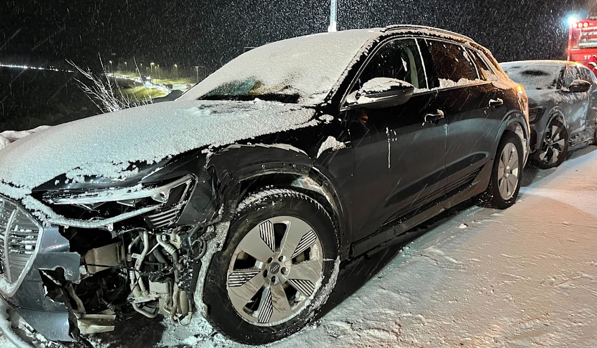 Person sendt til legevakta etter kollisjon på E8