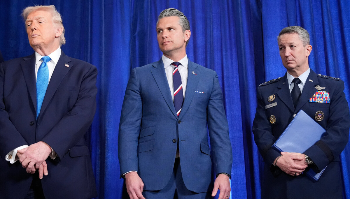 Trump forteller om planer angående å øke USAs forsvarsbudsjett med 50 prosent.