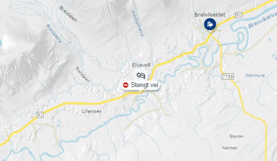 To fraktet til UNN etter frontkollisjon