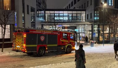 Nydalen T-banestasjon stengt etter vannlekkasje