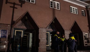 En pendlertogstasjon i Berlin uten strøm lørdag.