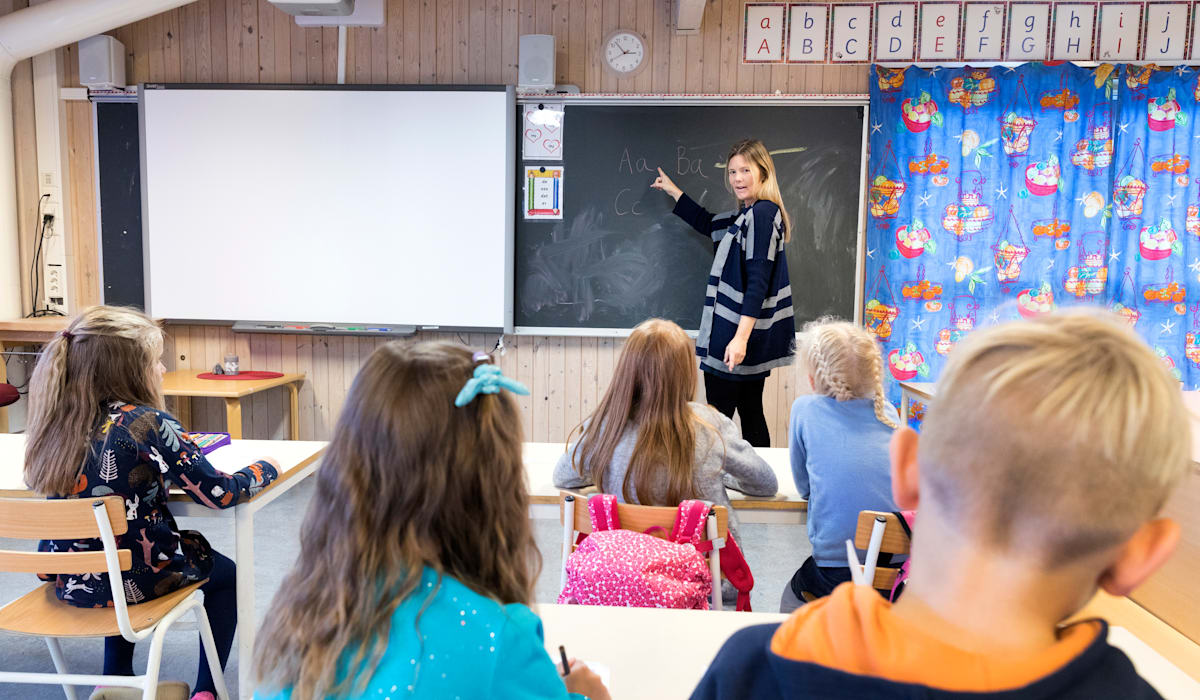 Vi må vite hvor mye de er på skolen - adressa.no