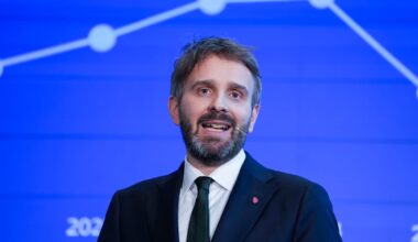 Viktig å fjerne ideolo­giske skylapper