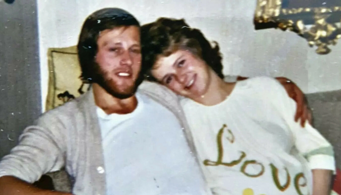 GIFT: Anne-Elisabeth og Tom Hagen giftet seg som 19-åringer i 1969. Foto: Privat