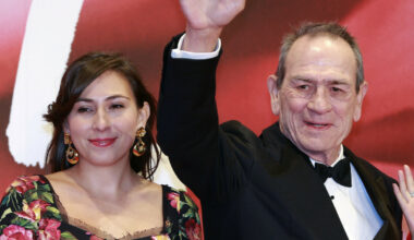 Tommy Lee Jones bryter tausheten etter datterens plutselige bortgang