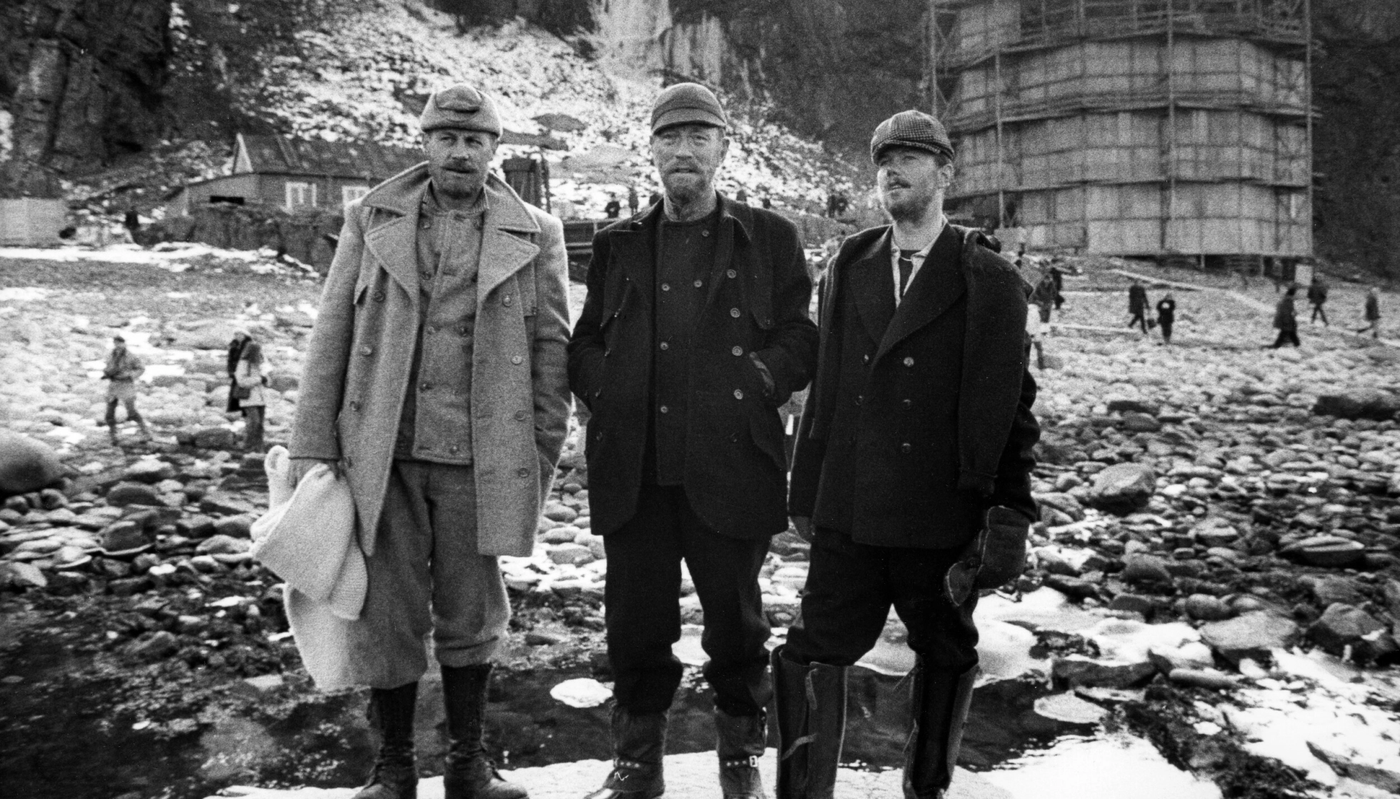 SUKSESS I UTLANDET: Sverre Anker Ousdal, Max von Sydow og Göran Stangertz under innspilingen av filmen «Ingeniør Andrées luftferd» i 1981. Foto: NTB