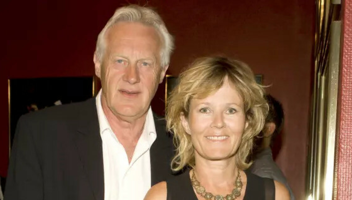 En folkekjær skuespiller har gått bort. Nå hylles han av vennene