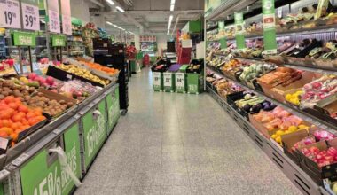 - «Tilbudsfesten» er over