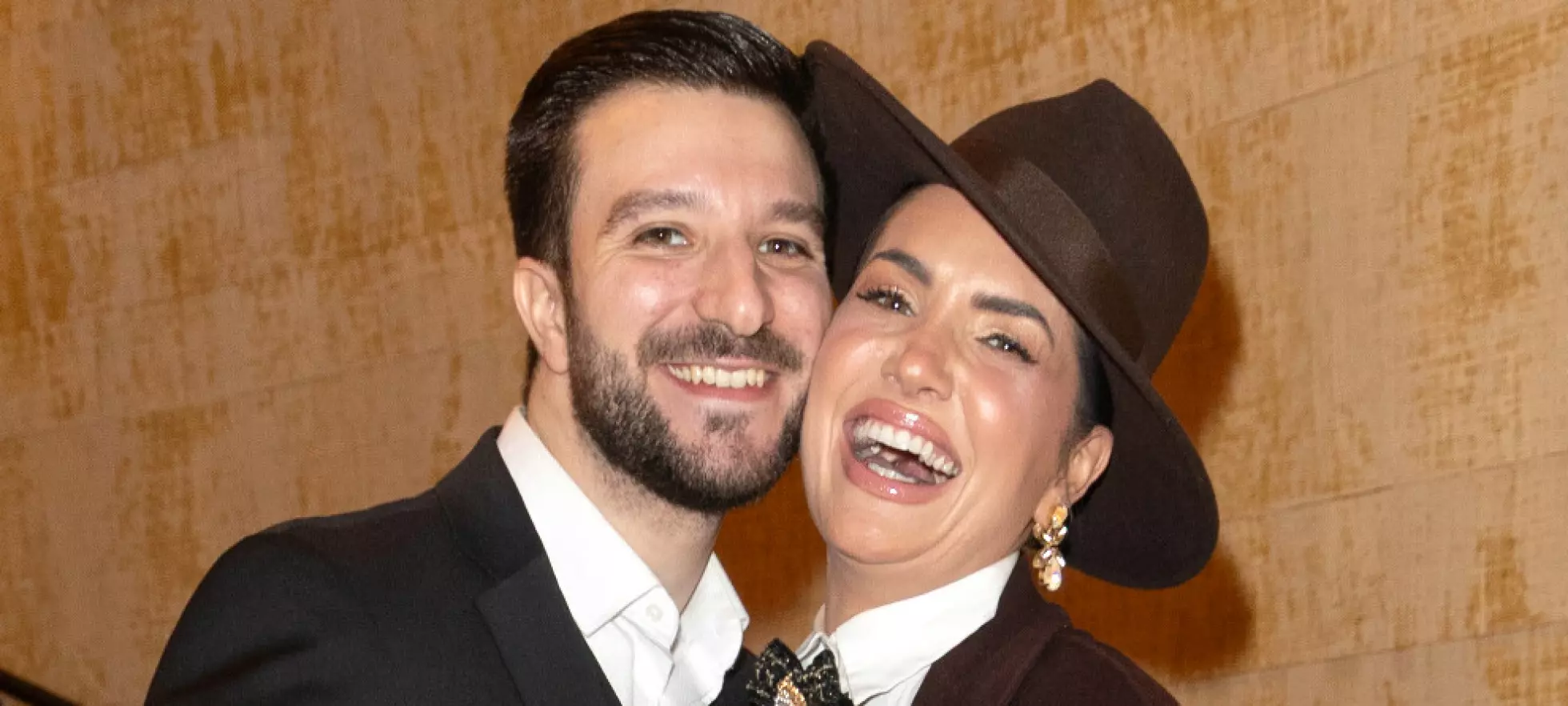 Legger seg flat: - Herregud, folkens