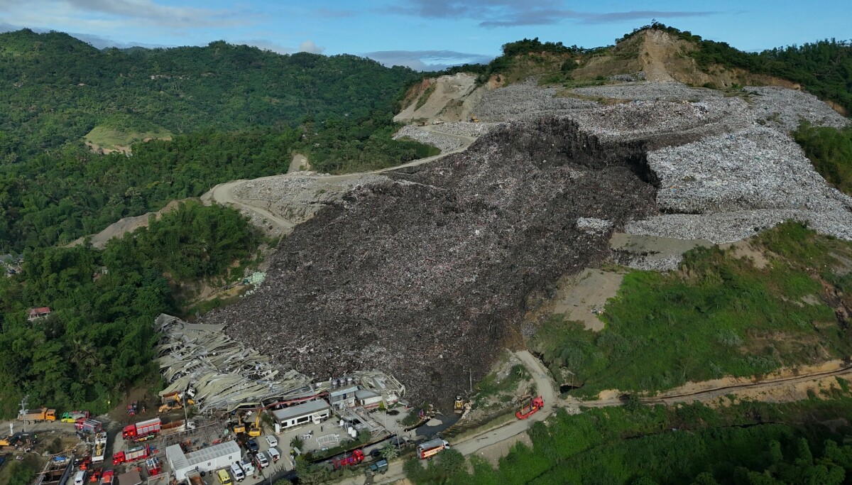 Én død og 38 savnet