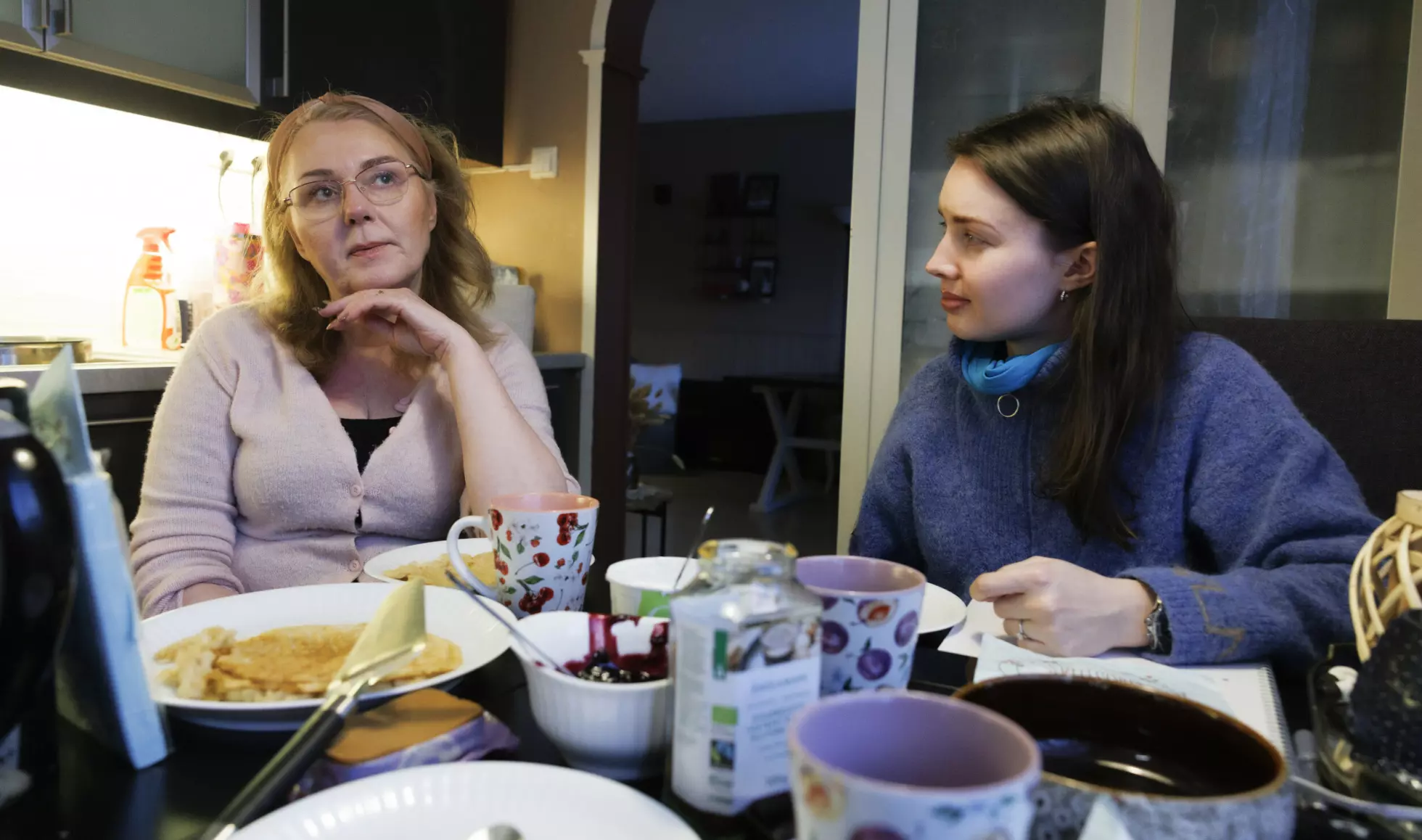 Lever på 13 kroner dagen