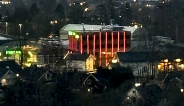 Sterke Kiwi-lys skaper reaksjoner i Asker