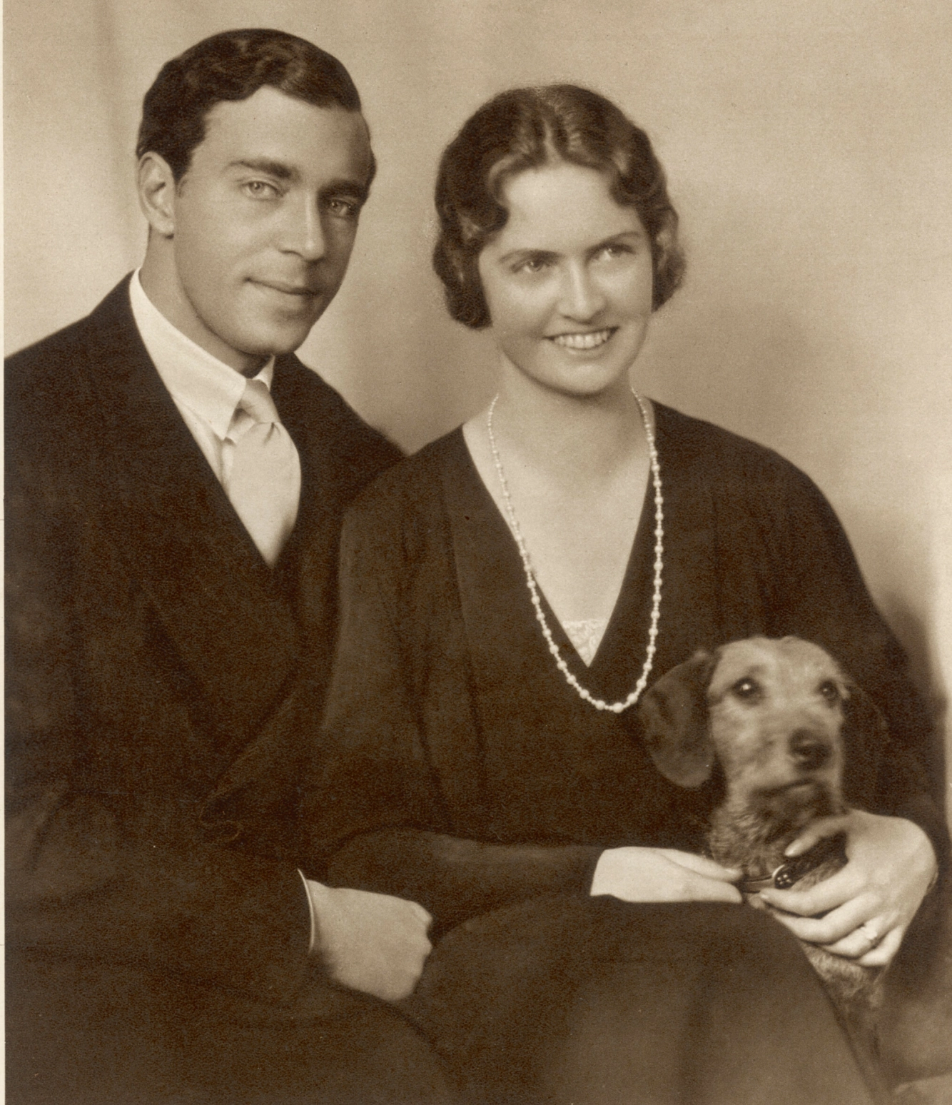 FARFAR: Prinsesse Madeleines farfar, prins Gustaf Adolf av Sverige, sammen med Sibylla av Sverige i 1932. Foto: Historia / REX / NTB