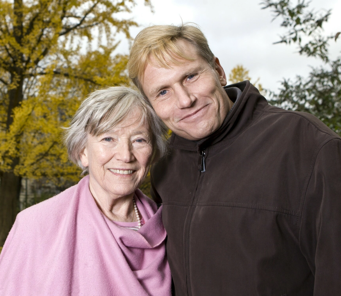MOR OG SØNN: Betzy og sønnen Morten hadde et nært bånd. Han var til stede for henne helt til det siste. Foto: Andreas Fadum