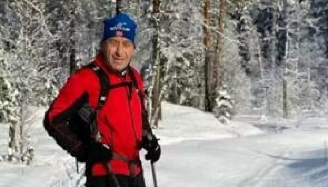 STILL GOING STRONG: Gunnar Kaspersen fyller 80 år i mars, og ploger fortsatt. Foto: Privat