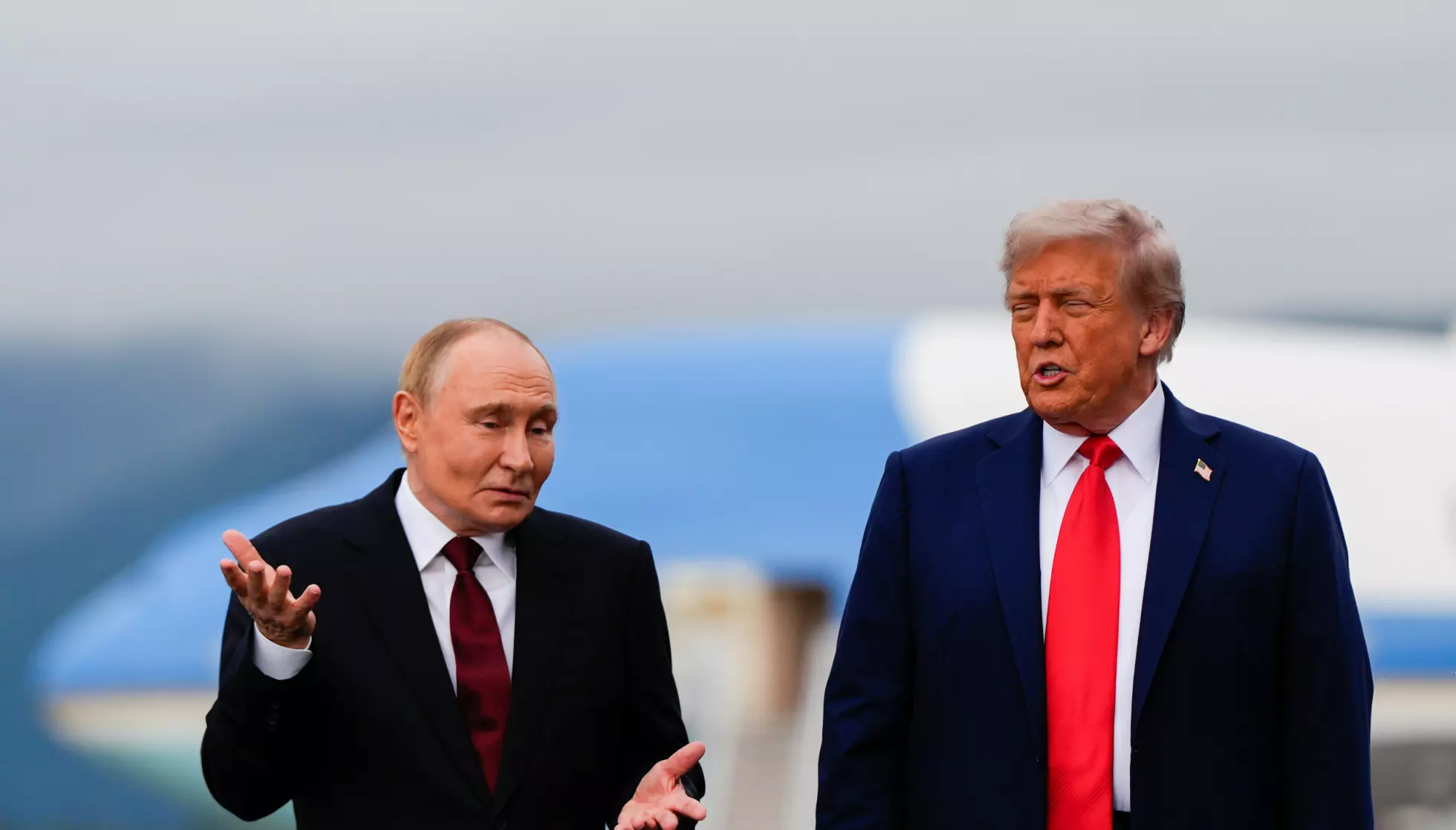 Den russiske og amerikanske delegasjonen skal nå rapportere tilbake til henholdsvis president Vladimir Putin og president Donald Trump om neste skritt. Foto: Julia Demaree Nikhinson / AP / NTB