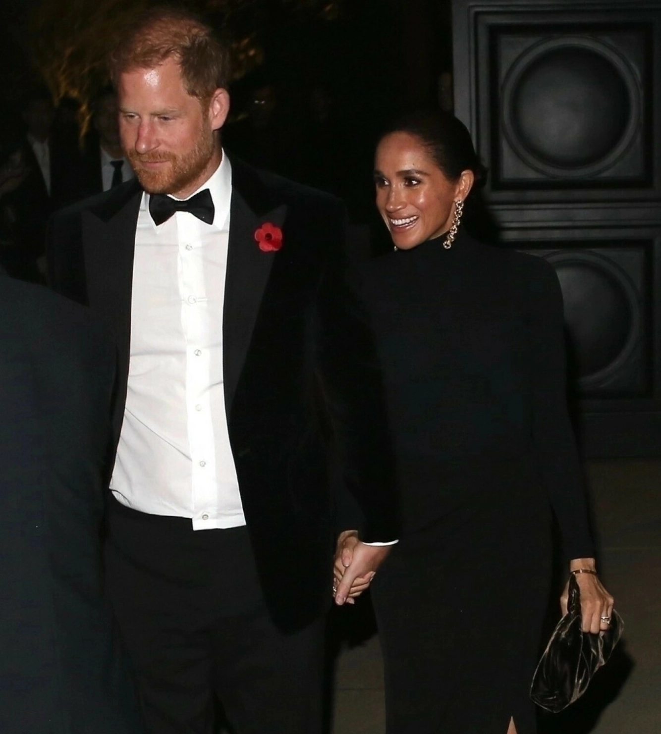 HOLLYWOOD: Prins Harry og hertuginne Meghan var blant gjestene som skulle feire Kris Jenners 70-årsdag. Foto: Rolo, Pegr / Backgrid / NTB