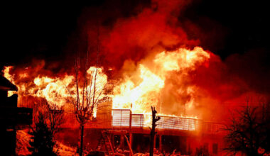 To brannmenn antatt omkommet etter husbrann i Verdal