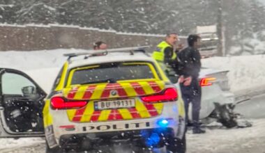 siste: Tesla-biljakt endte i grøften - VG