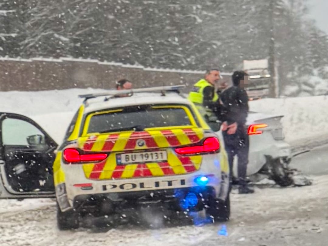 siste: Tesla-biljakt endte i grøften - VG