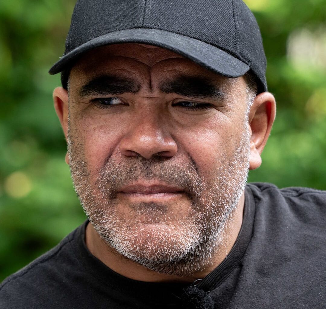 Johan Golden saksøker Facebook og lager TV av det