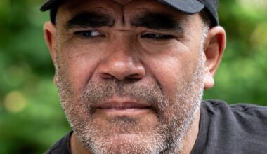 Johan Golden saksøker Facebook og lager TV av det