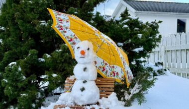 Lave temperaturer kan gi is og hålkeføre på Sør- og Østlandet – NRK Vestfold og Telemark – Lokale nyheter, TV og radio