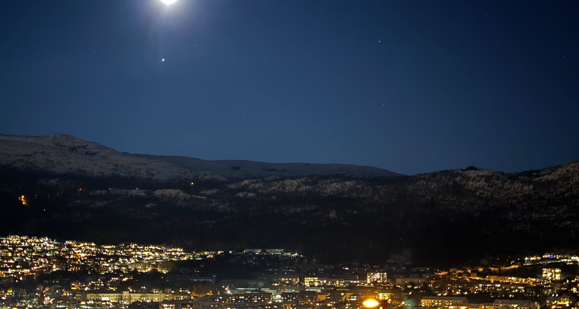 Strømbrudd, Nyheter | Strømbrudd i Årstad: Over 1500 kunder rammet