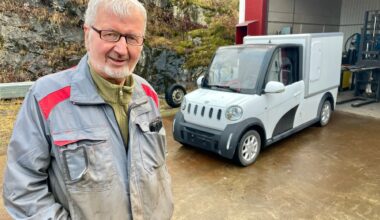 Vik, Grønt skifte | Kjøpte snaopen elmoped i Tromsø, frakta landevegen til Sogn