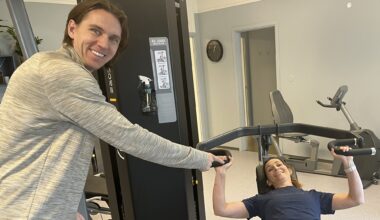 Fotball, Arbeidsliv | Jonas Enkerud har forlenget kontrakten med Elverum Fotball