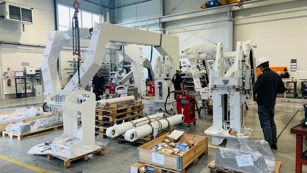 Økonomi og næringsliv, Forsvaret | Laksevåg-selskap til himmels på to år: – Får spørsmål om hvorfor vi må vokse så mye