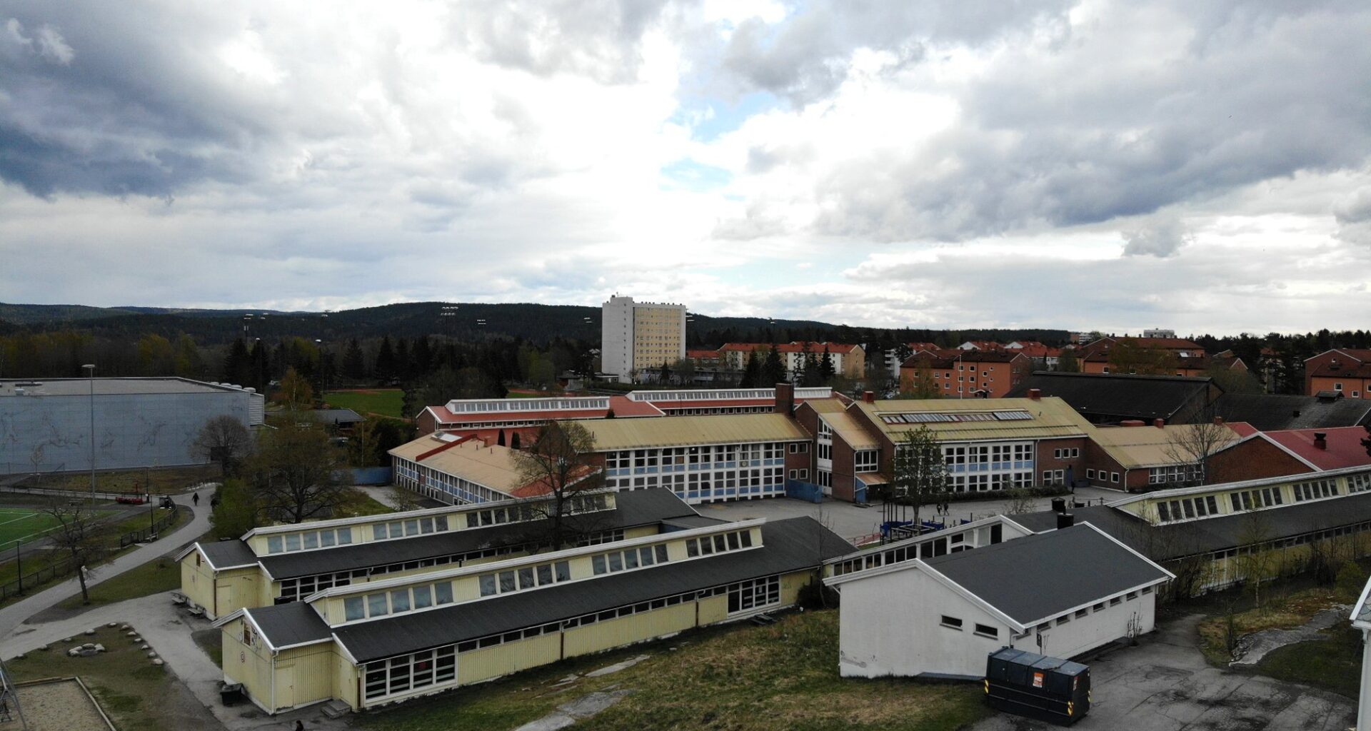 Oppvekst, Lambertseter skole | Uheldig start på første skoledag. Ber foreldre hente barna: – Ikke forsvarlig