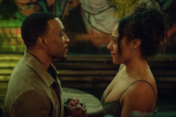Missing You. (L to R) Ashley Walters as Josh, Rosalind Elezar as Kat in Missing You. Cr. Vishal Sharma/Netflix © 2024.