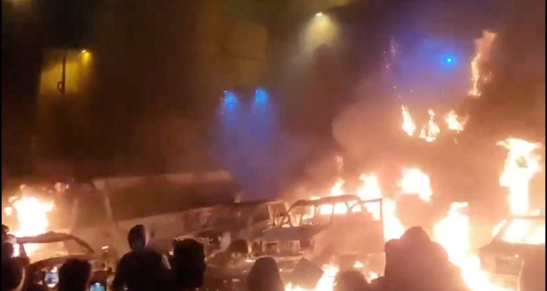 Iran, Reza Pahlavi | Iran-protester: – Håper de klarer det uten Trumps hjelp