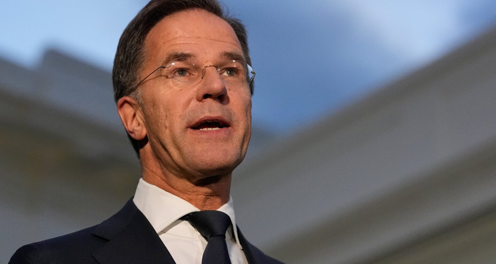 Nato, Mark Rutte | Nato-sjefen hyller Trump