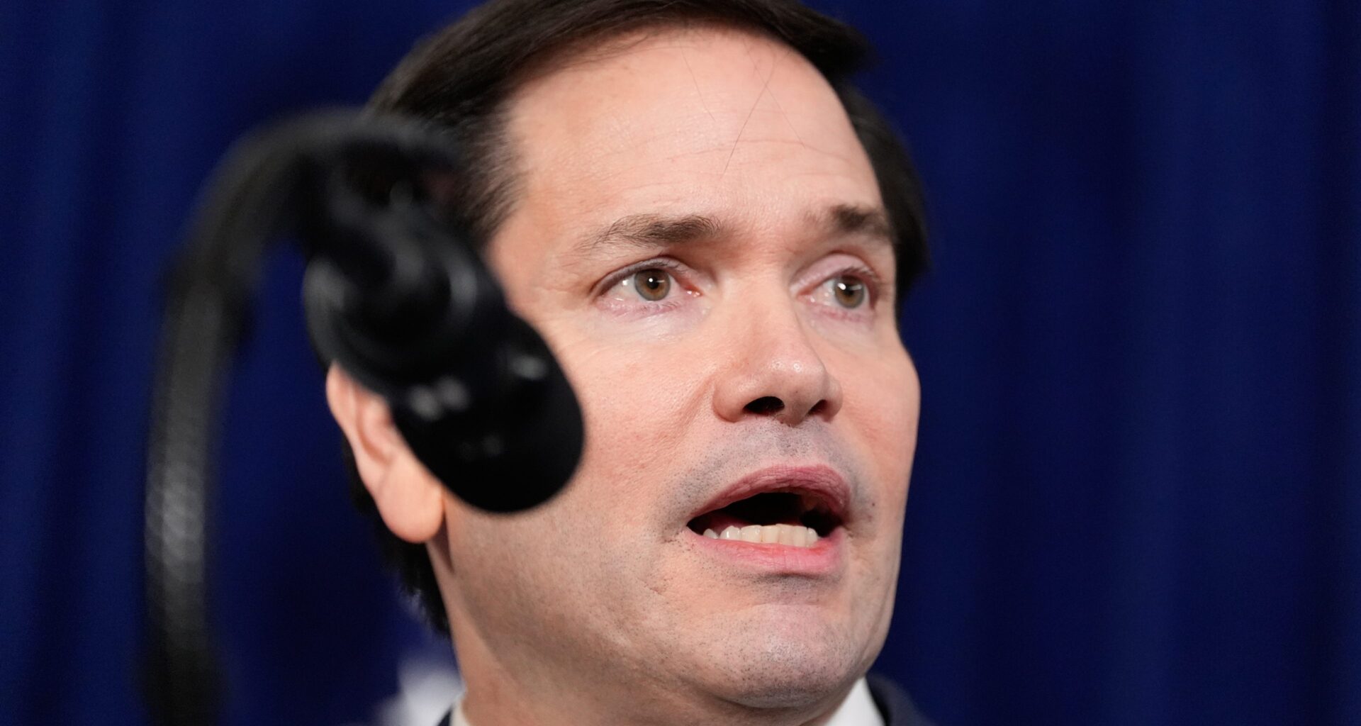 – Dette er en advarsel til alle