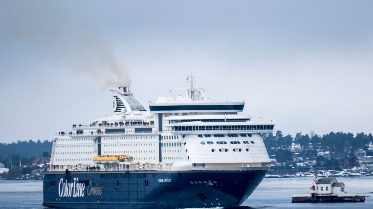 Color Lines Kiel-ferger i gang igjen etter nettverksfeil