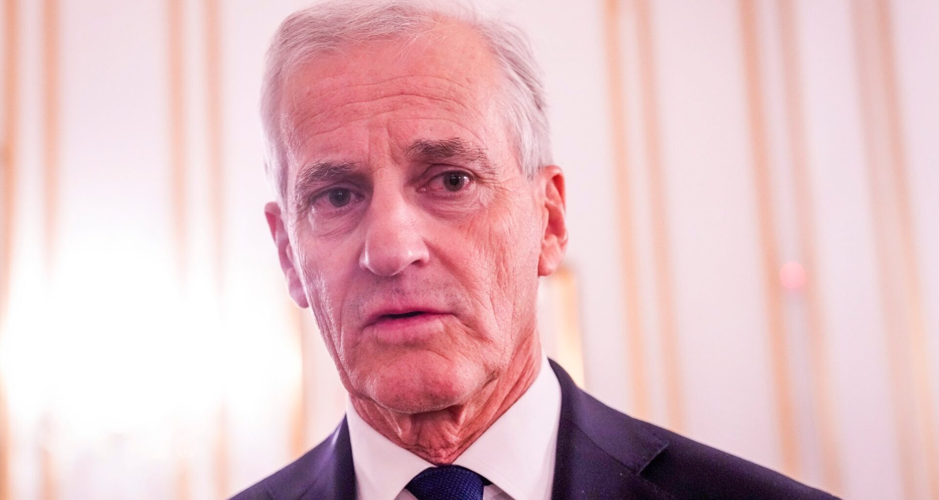 Jonas Gahr Støre, Politikk | Jonas Gahr Støre vil informere Stortinget om den globale uroen