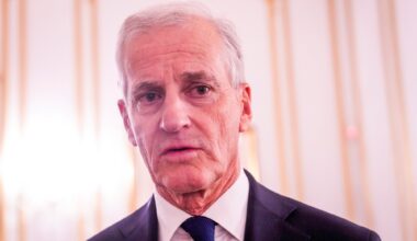 Jonas Gahr Støre, Politikk | Jonas Gahr Støre vil informere Stortinget om den globale uroen